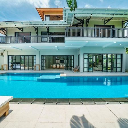 Villa Okenada - Modern 5-Bedroom Pool Villa In Berawa! チャングー エクステリア 写真