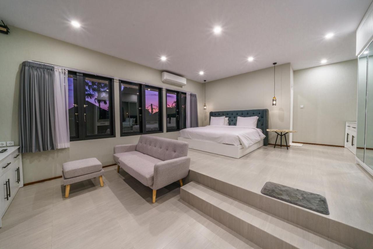 Villa Okenada - Modern 5-Bedroom Pool Villa In Berawa! チャングー エクステリア 写真