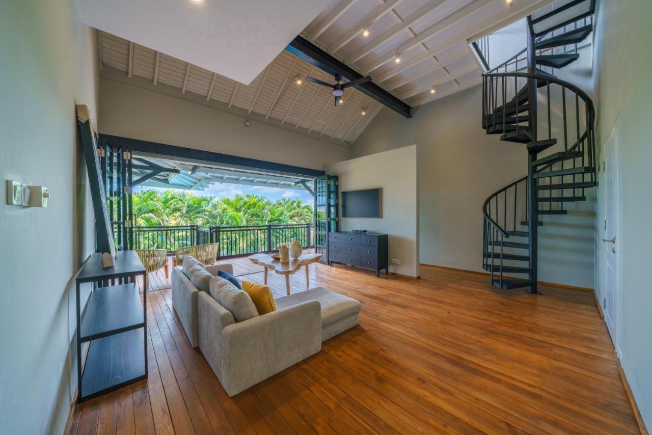 Villa Okenada - Modern 5-Bedroom Pool Villa In Berawa! チャングー エクステリア 写真