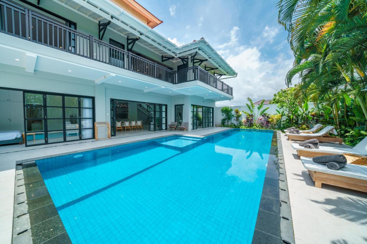 Villa Okenada - Modern 5-Bedroom Pool Villa In Berawa! チャングー エクステリア 写真