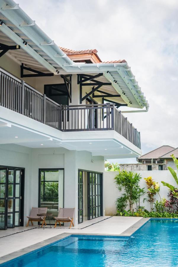 Villa Okenada - Modern 5-Bedroom Pool Villa In Berawa! チャングー エクステリア 写真