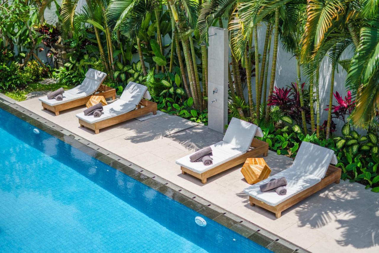 Villa Okenada - Modern 5-Bedroom Pool Villa In Berawa! チャングー エクステリア 写真